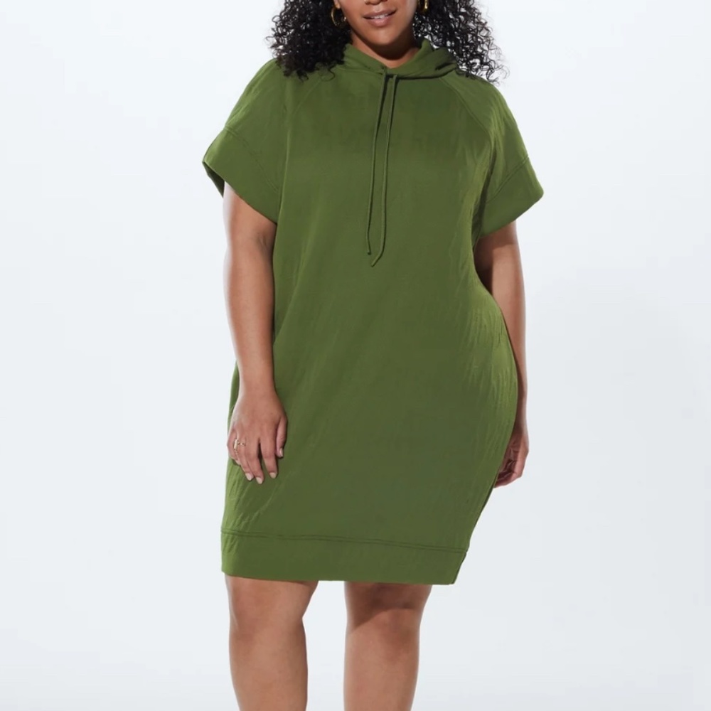 YITTY Never worn green sweater dress